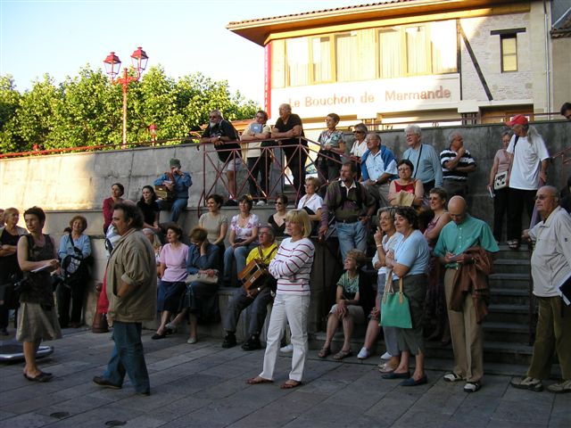 Au spectacle  place du marché