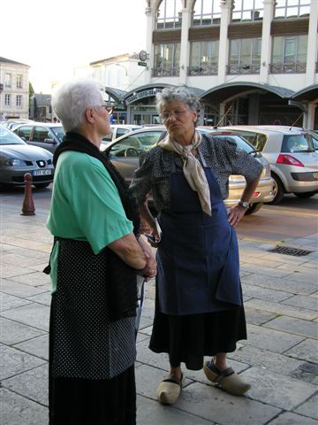 Ginette Bertin et  Francine Cachau interprètent mestre Verdièr